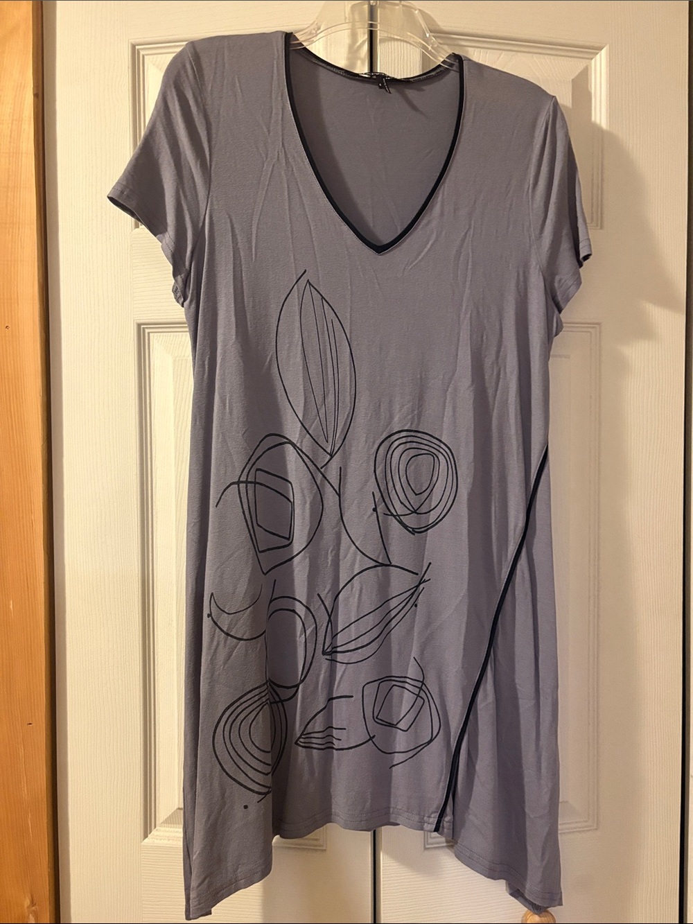 Mado V-Neck Lavender Graphic Tunic with Black Trim